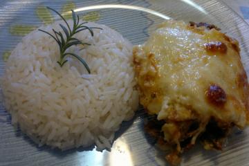 Escondidinho de mandioca com carne assada