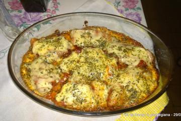 Peito de frango à parmegiana