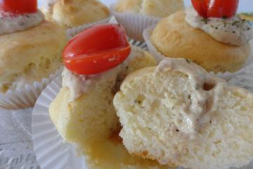 Cupcake salgado com patê de atum