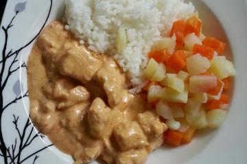 Estrogonofe de frango básico