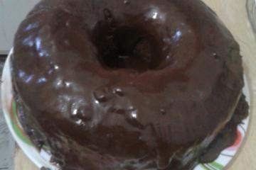 Bolo econômico de chocolate