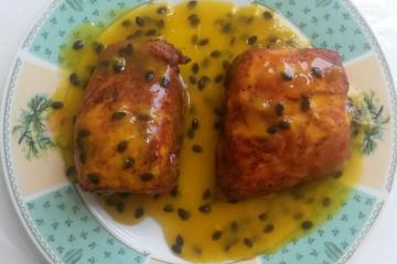 Salmão ao molho de maracujá