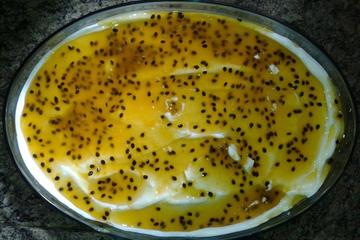Torta pavê de maracujá