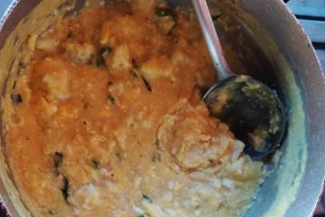 Sopa de fubá com ovos