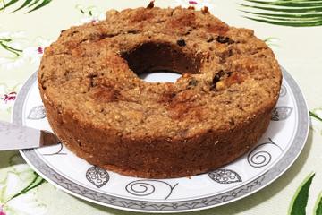 Bolo de aveia com frutas secas (light)