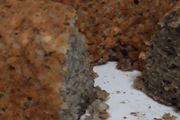 Bolo de banana com quinoa