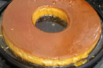Pudim de leite condensado com creme de leite