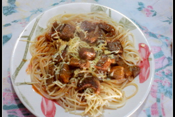 Macarrão com carne moída