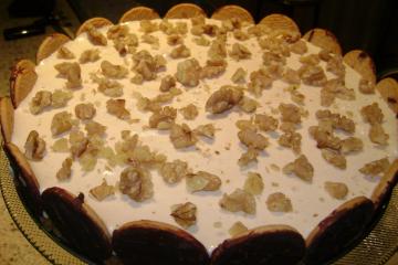 Torta cremosa de nozes
