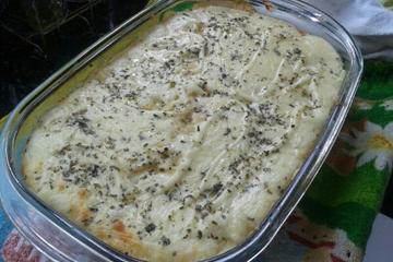 Escondidinho de batata com camarão e catupiry