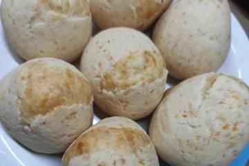 Pão de queijo simples