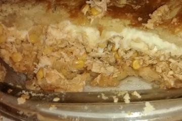 Empadão de frango cremoso