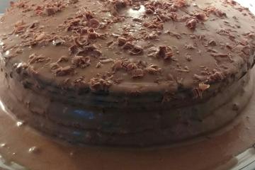 Bolo mousse de chocolate