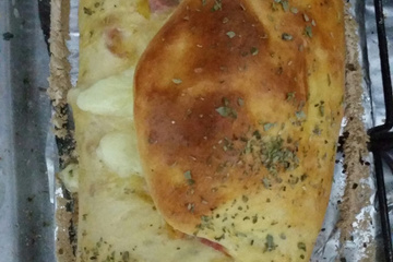 Pão recheado com presunto
