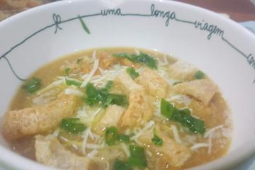Sopa creme de abóbora cabotiã com carne
