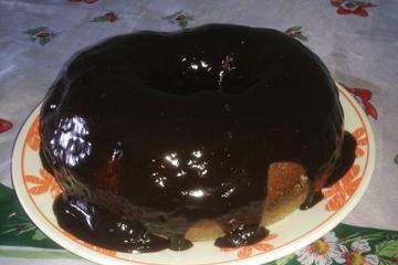 Bolo de chocolate de liqüidificador