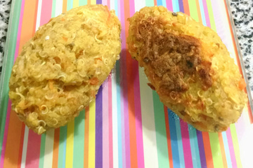 Bolinho de frango e quinoa