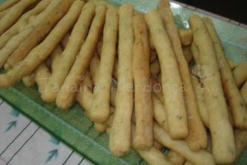 Palitinhos de parmesão e orégano