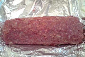 Rocambole de carne moída