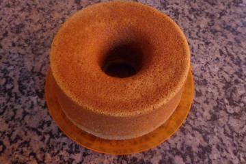 COMO FAZER BOLO DE FUBÁ TRADICIONAL (Receita Fácil)