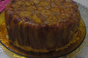 Torta de banana caramelizada