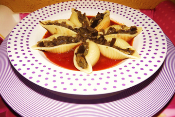 Conchiglioni Recheado com Berinjela (Vegan)