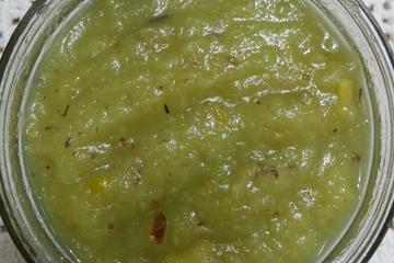Geléia de abacaxi com pimenta