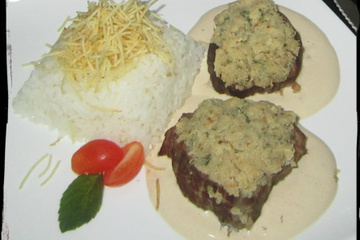 Filé mignon com crosta de ervas