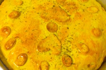 Empadão de frango cremoso