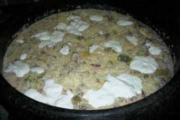 Risoto de salame com brócolis