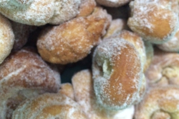 Rosquinhas com canela e açúcar