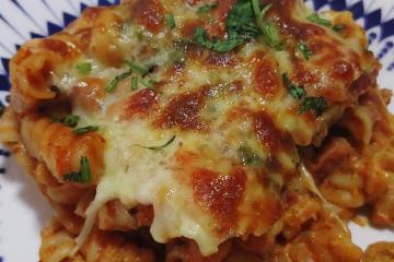 Macarrão com linguiça na panela de pressão