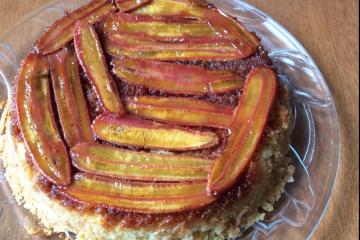 Receita de Bolo de Banana com calda caseiro tradicional