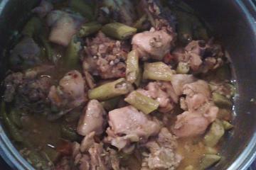 Frango com quiabo picante