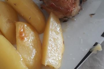Sobrecoxa de frango assada