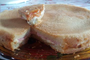 Torta de presunto e mussarela
