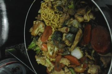 Yakissoba de frango
