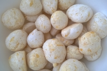 Biscoito de polvilho azedo com queijo