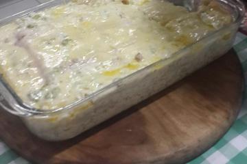 Lasanha de brócolis com molho branco