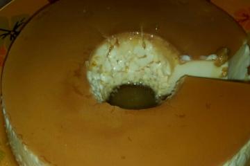 Pudim de leite condensado com creme de leite