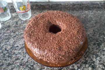 Bolo gelado de chocolate