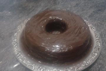 Bolo de chocolate com creme de café com chocolate