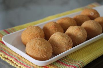 Bolinha de Queijo