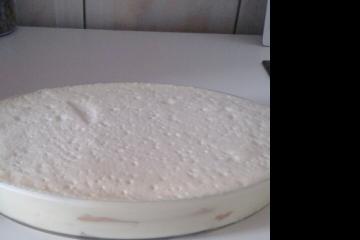 Torta de biscoito champanhe