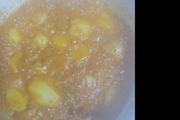 Frango ao molho com batata