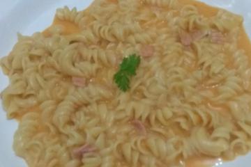 Macarrão de panela de pressão super rápido