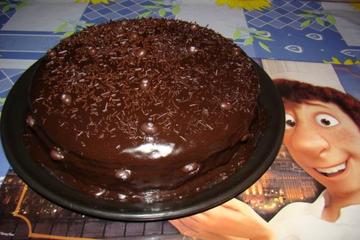 Bolo brigadeiro de chocolate