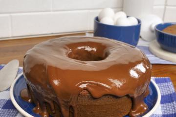 A melhor receita de bolo de chocolate - TudoGostoso