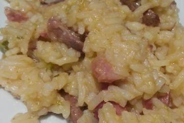 Arroz carreteiro delícia (com sobras de churrasco)