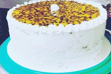 Bolo mousse de maracujá
